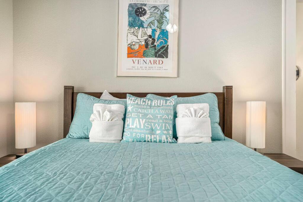 Beachy Bungalow! 2Bd, King Bed 加尔维斯敦 外观 照片